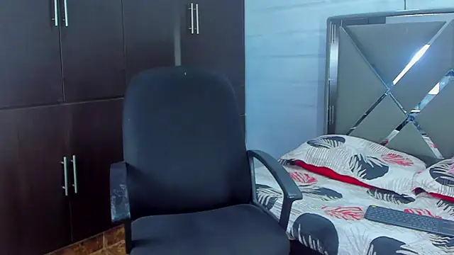 AlisaNaughtyTS online show from September 30, 5:56 am