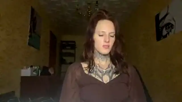 Snapshot of NamBraun chatting on November 26, 8:10 pm NamBraun online show from November 26, 8:10 pm