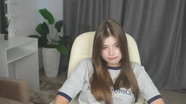 AlexisStrazza online show from September 26, 7:56 am
