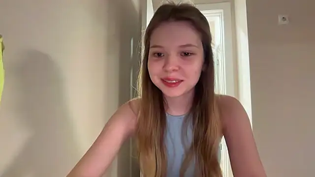 Snapshot of CandysRose chatting on May 7, 7:19 pm CandysRose online show from May 7, 7:19 pm