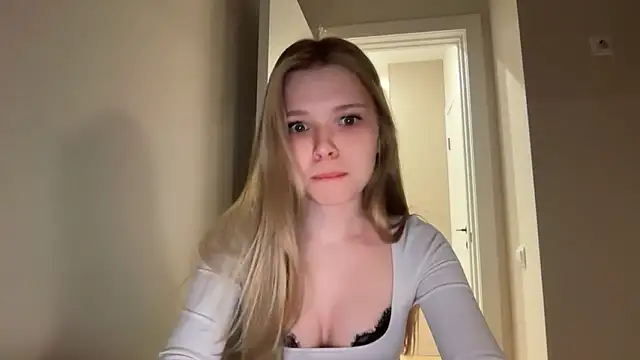 Snapshot of CandysRose chatting on May 20, 6:58 pm CandysRose online show from May 20, 6:58 pm
