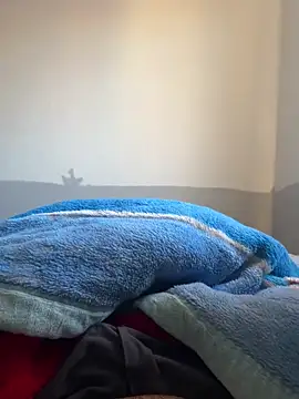 herinhos38 online show from September 24, 9:23 am