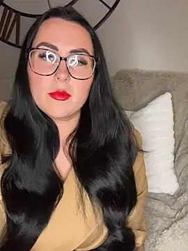 Snapshot of Ruby-Black chatting on October 18, 10:32 pm Ruby-Black online show from October 18, 10:32 pm