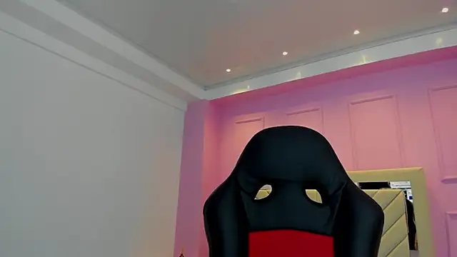 ALAHIACRUZ1 online show from October 9, 2:42 am