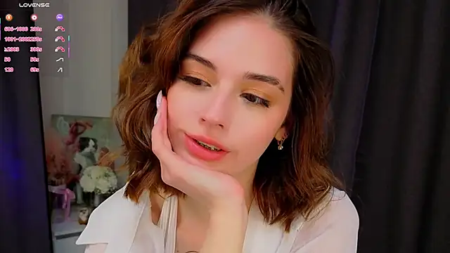 Snapshot of LunaraRada chatting on October 27, 12:09 pm LunaraRada online show from October 27, 12:09 pm