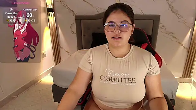 Nina Rouge7 online show from October 8, 9:07 am