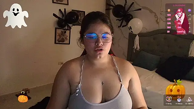 Nina Rouge7 online show from November 2, 1:57 pm