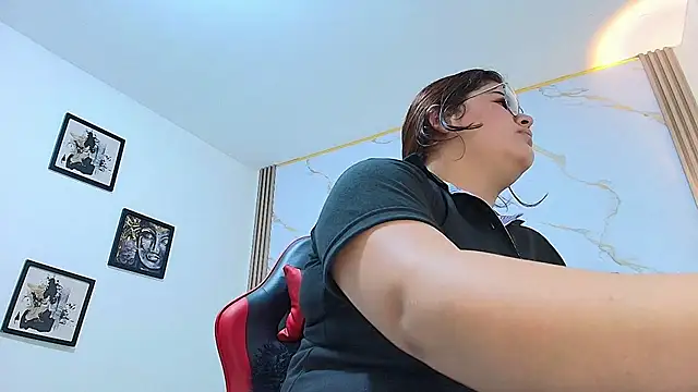 Nina Rouge7 online show from December 16, 3:06 pm