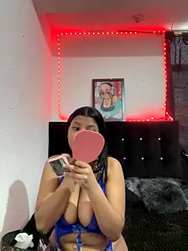 IvonneHoney online show from September 29, 7:30 pm