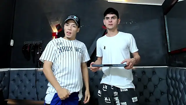 Snapshot of liam_coleman25 chatting on November 29, 4:15 am liam coleman25 online show from November 29, 4:15 am