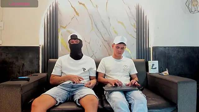 liam coleman25 online show from April 30, 3:46 am