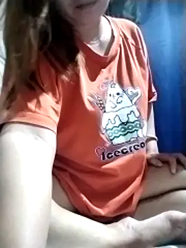 Snapshot of Ella_marie14 chatting on March 4, 2:34 pm Ella marie14 online show from March 4, 2:34 pm