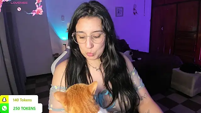 tellmemaddie online show from July 31, 12:10 am