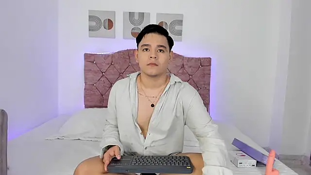 KairoBlaze online show from September 25, 4:05 am