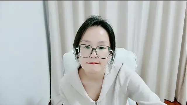 Snapshot of guai00 chatting on March 17, 1:58 pm guai00 online show from March 17, 1:58 pm