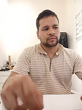 LucasGaeel online show from July 29, 8:45 am