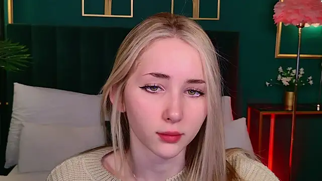 Snapshot of LiraKink chatting on November 26, 3:18 am LiraKink online show from November 26, 3:18 am