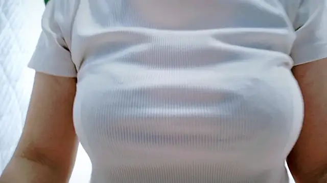 Snapshot of MISATO_0809 chatting on January 15, 2:10 pm MISATO 0809 online show from January 15, 2:10 pm