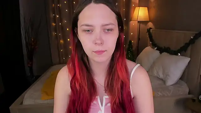 Monica  Queen online show from December 1, 5:23 am