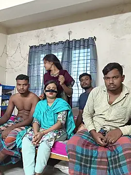 Love Queen11 online show from July 25, 8:56 am