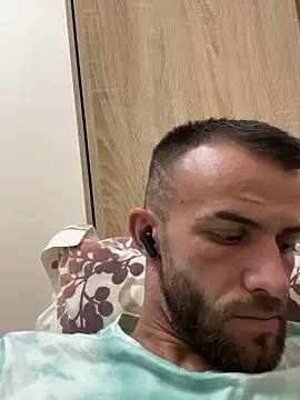 Snapshot of sexyman1936 chatting on October 13, 10:10 pm sexyman1936 online show from October 13, 10:10 pm