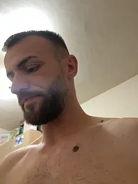 Snapshot of sexyman1936 chatting on October 26, 9:21 pm sexyman1936 online show from October 26, 9:21 pm