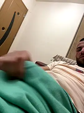 Snapshot of sexyman1936 chatting on November 4, 1:38 am sexyman1936 online show from November 4, 1:38 am