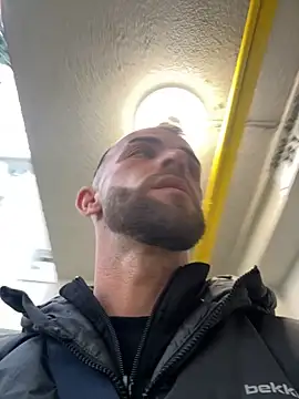 Snapshot of sexyman1936 chatting on November 7, 8:47 am sexyman1936 online show from November 7, 8:47 am