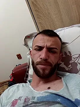 Snapshot of sexyman1936 chatting on November 18, 7:29 pm sexyman1936 online show from November 18, 7:29 pm