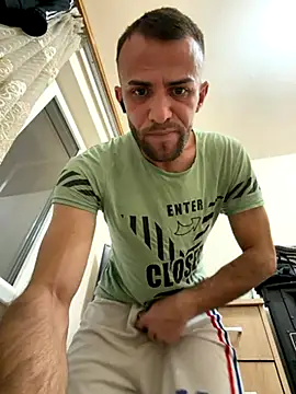 Snapshot of sexyman1936 chatting on November 29, 9:40 pm sexyman1936 online show from November 29, 9:40 pm