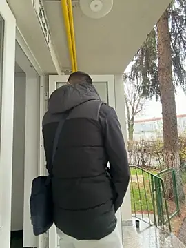 Snapshot of sexyman1936 chatting on December 5, 8:23 am sexyman1936 online show from December 5, 8:23 am