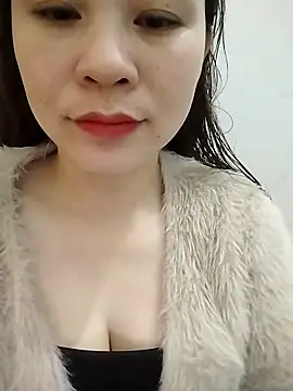 Girl Shy2000 online show from December 17, 5:13 am