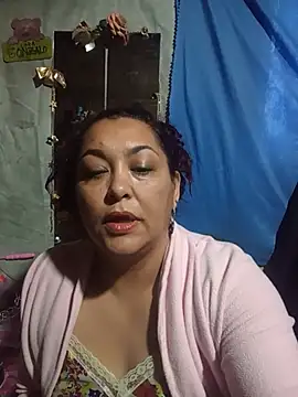 Snapshot of Lobizona chatting on June 29, 1:22 pm Lobizona online show from June 29, 1:22 pm