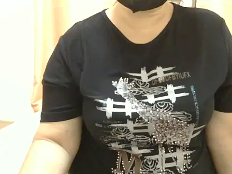 Snapshot of Kimkhaepretty chatting on September 26, 2:43 pm Kimkhaepretty online show from September 26, 2:43 pm