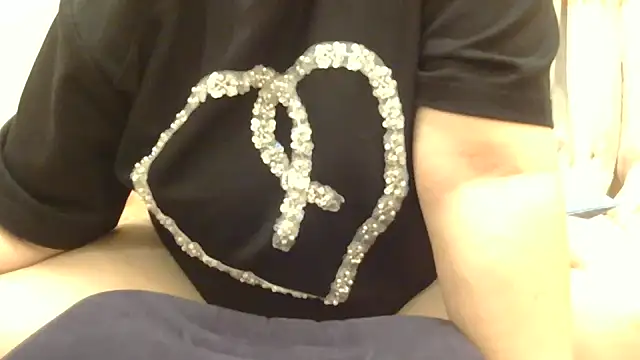 Snapshot of Kimkhaepretty chatting on October 4, 3:10 pm Kimkhaepretty online show from October 4, 3:10 pm