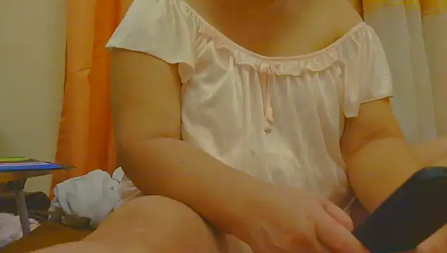 Snapshot of Kimkhaepretty chatting on October 18, 2:29 pm Kimkhaepretty online show from October 18, 2:29 pm