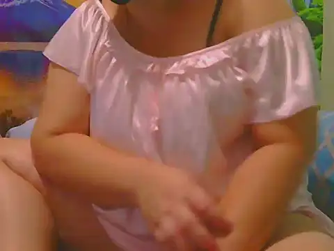 Snapshot of Kimkhaepretty chatting on October 26, 2:56 pm Kimkhaepretty online show from October 26, 2:56 pm