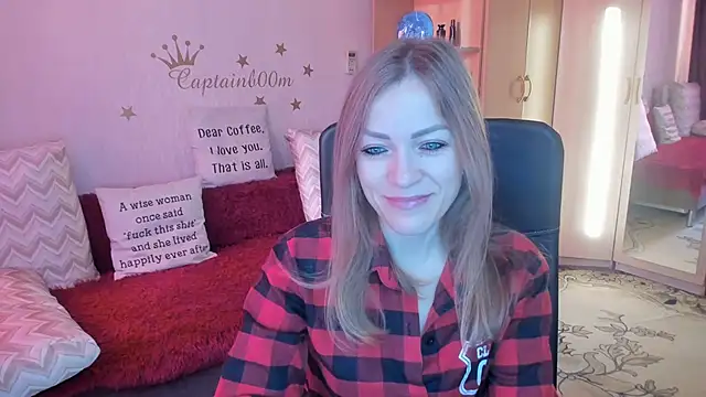 Tiffany Bates online show from October 1, 4:07 am