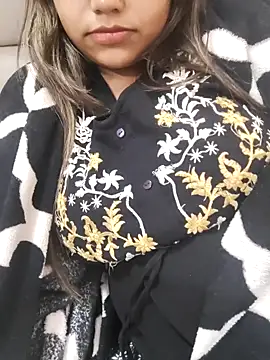 Miss Rose   online show from November 8, 5:56 pm