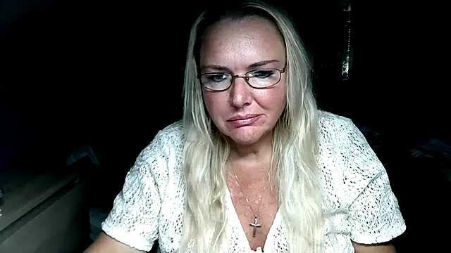 Sandy-Summer online show from September 25, 11:25 am