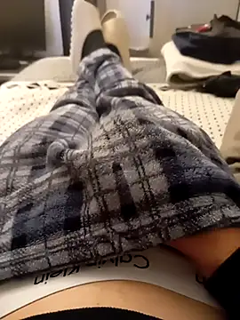 Snapshot of ruiiizz chatting on March 25, 4:13 pm ruiiizz online show from March 25, 4:13 pm