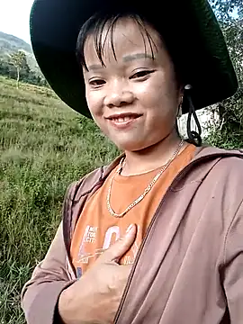 Snapshot of Samyy_xx chatting on October 17, 12:25 am Samyy xx online show from October 17, 12:25 am