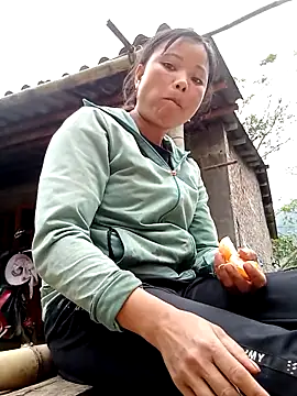 Snapshot of Samyy_xx chatting on October 27, 5:33 am Samyy xx online show from October 27, 5:33 am