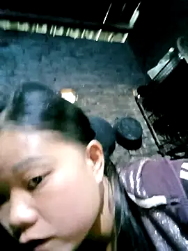 Snapshot of Samyy_xx chatting on November 19, 12:32 am Samyy xx online show from November 19, 12:32 am