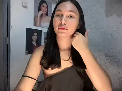FelicityLincoln online show from July 1, 1:56 pm