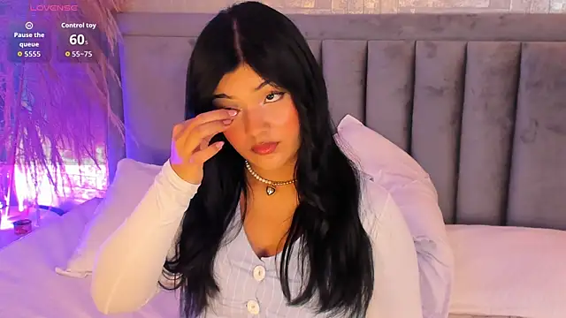 EmmaBlossom online show from November 2, 3:03 pm