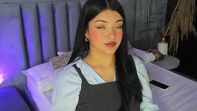 EmmaBlossom online show from June 12, 12:37 pm