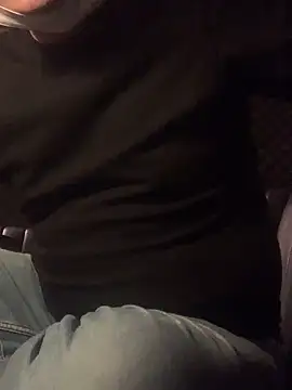 Snapshot of mj-story chatting on October 11, 3:06 am mj-story online show from October 11, 3:06 am