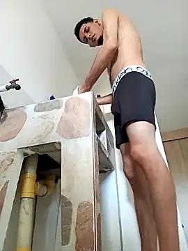 Snapshot of Pingasaboy20 chatting on September 27, 6:46 pm Pingasaboy20 online show from September 27, 6:46 pm