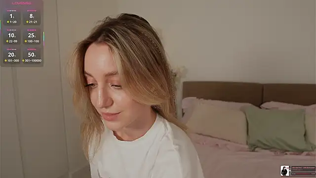 SophieBelll online show from June 5, 11:05 am